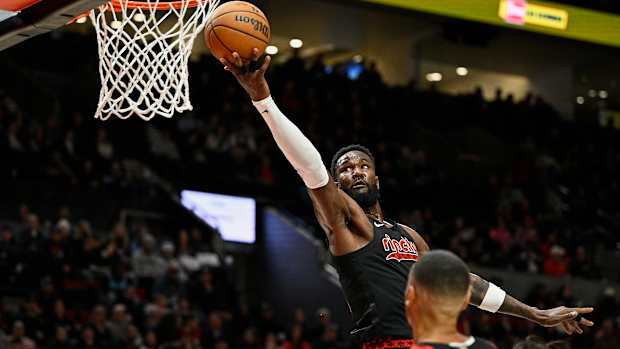 deandre ayton kevin love miami heat portland trail blazers